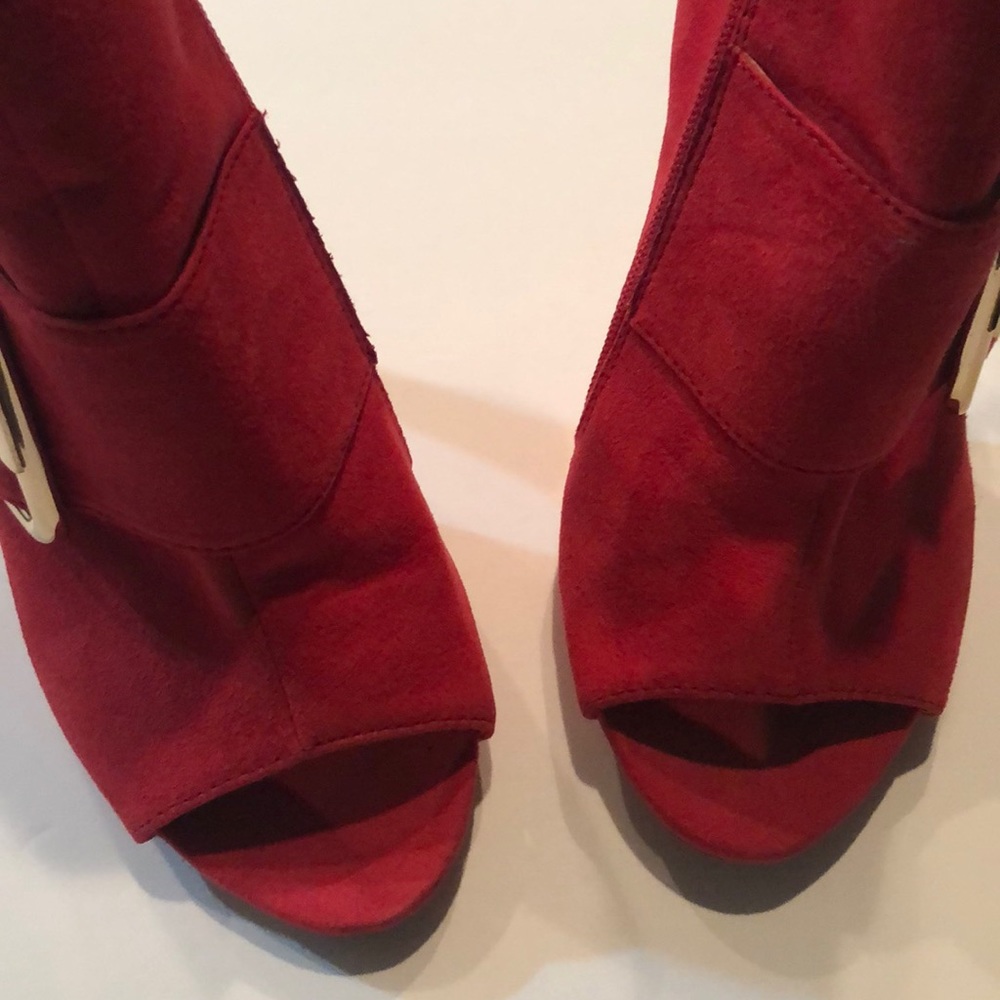 Red Heels 👠 - Picture 10 of 10